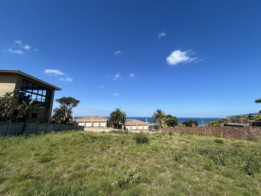 0 Bedroom Property for Sale in Wavecrest Eastern Cape